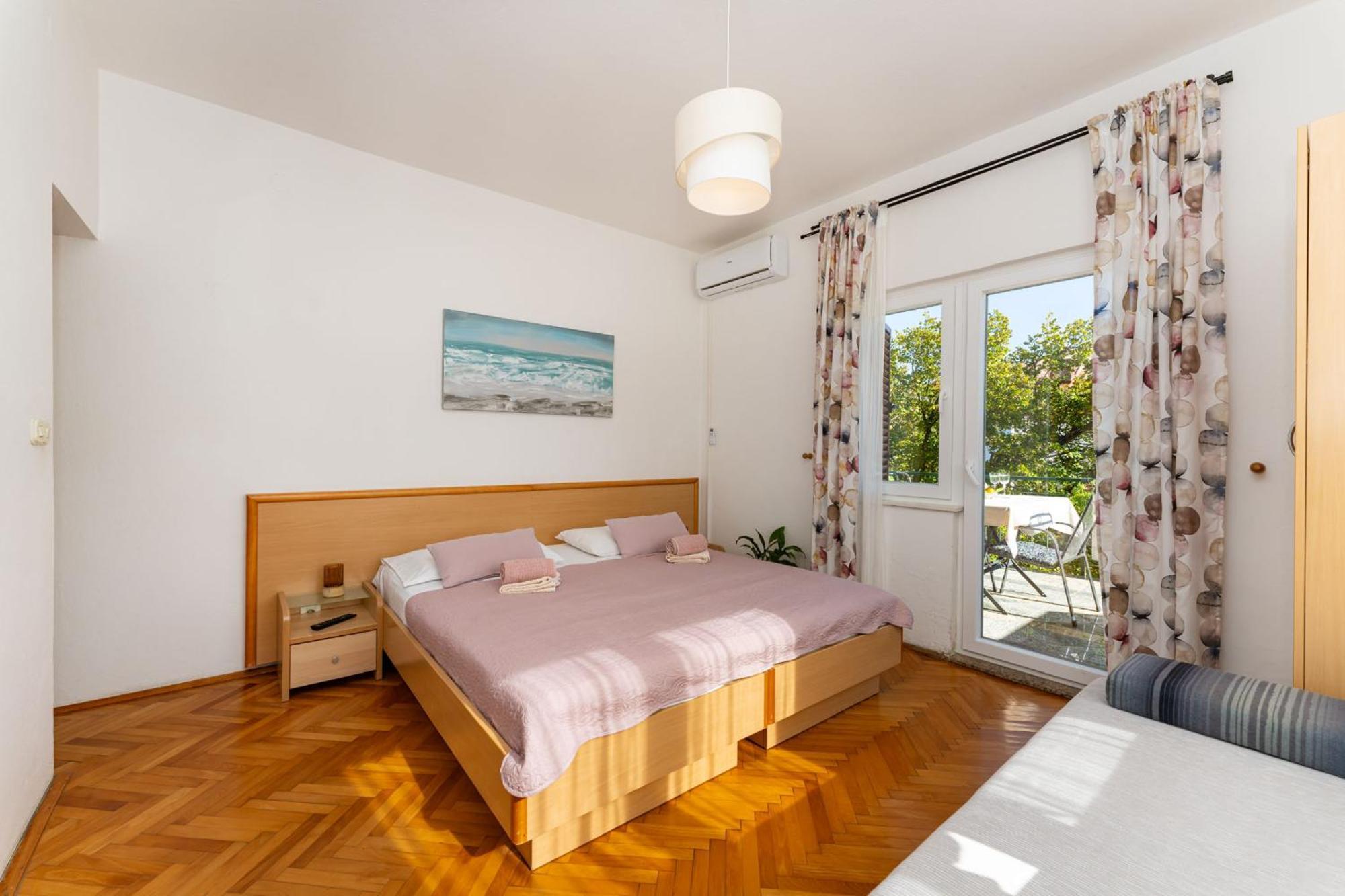 Apartments Adriana Starigrad Paklenica Eksteriør billede