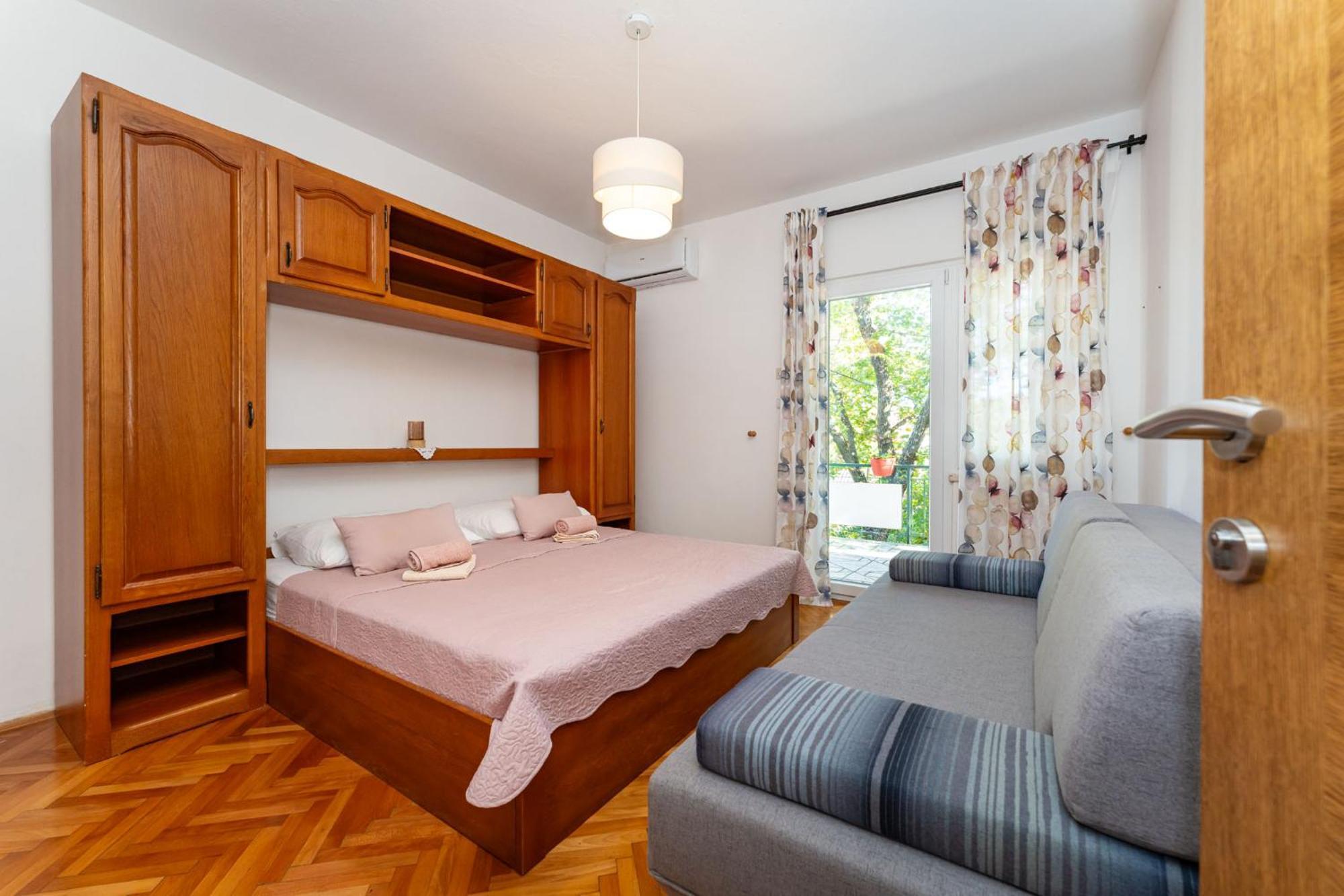 Apartments Adriana Starigrad Paklenica Eksteriør billede